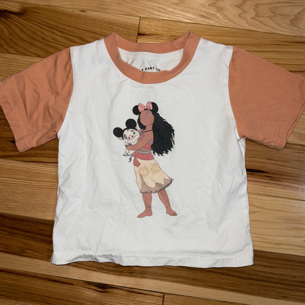 Relaxed fit Moana shirt size 6-12 months
